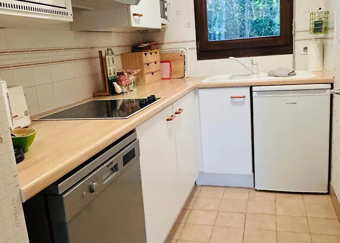 Chez Maryse 2 Pieces Vue Parking Prive Apartment